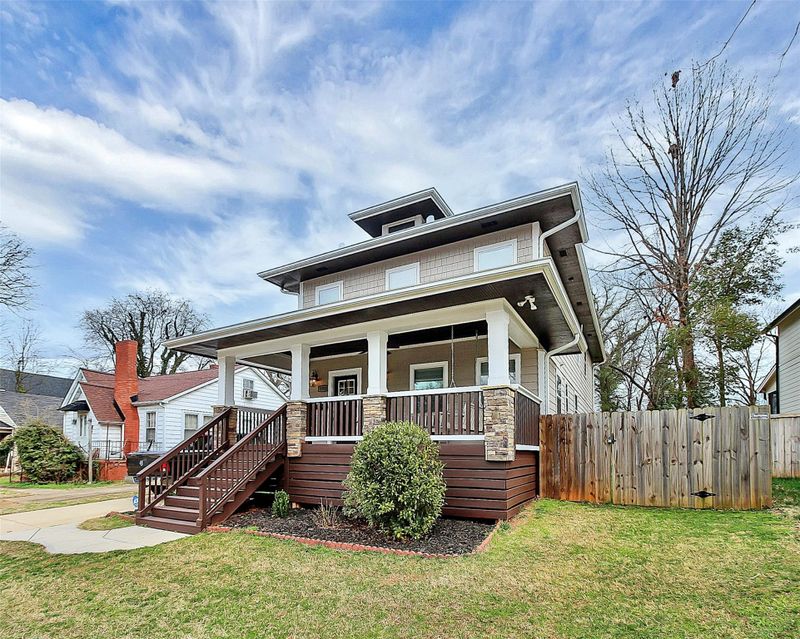 2714 Clemson Ave, Charlotte, NC 28205