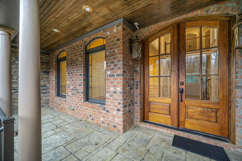121 Winding Forest Dr, Troutman, NC 28166