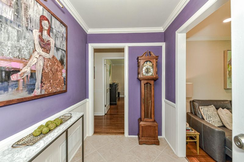 4600 Walker Rd, Charlotte, NC 28211