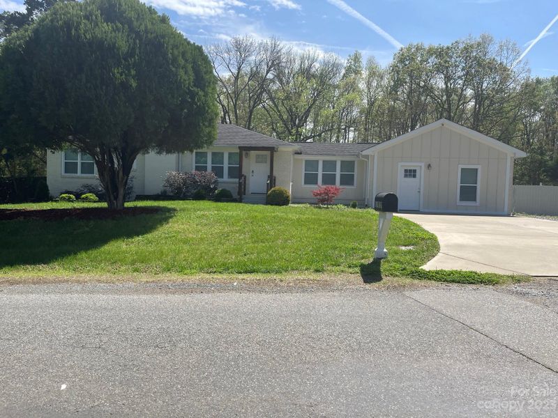 11020 Pine Grove Ave, Mint Hill, NC 28227