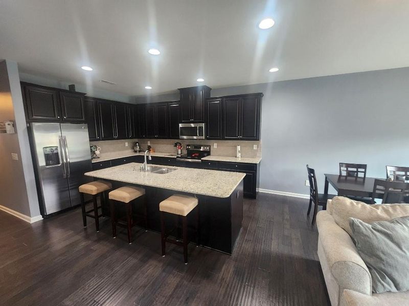 214 Park Meadows Dr, Matthews, NC 28104