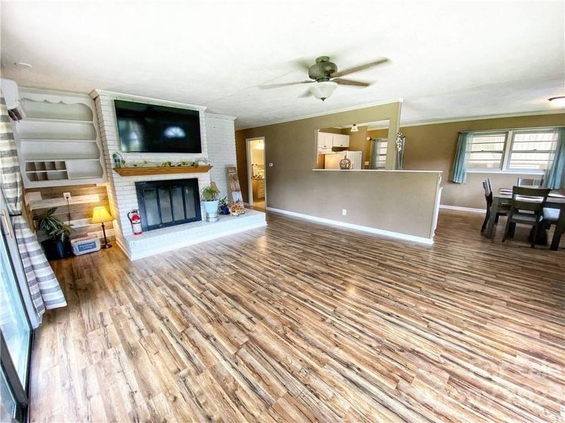 1127 W Nc Highway 150 Hw, Lincolnton, NC 28092