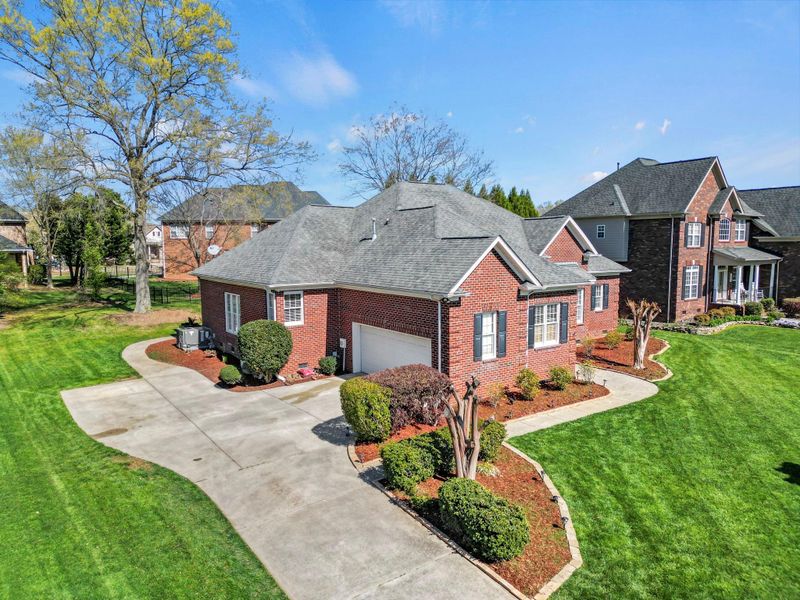 2010 Bunker Ct, Matthews, NC 28104