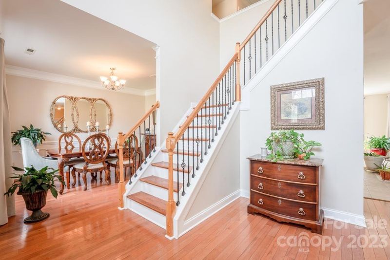240 Winter Flake Dr, Statesville, NC 28677