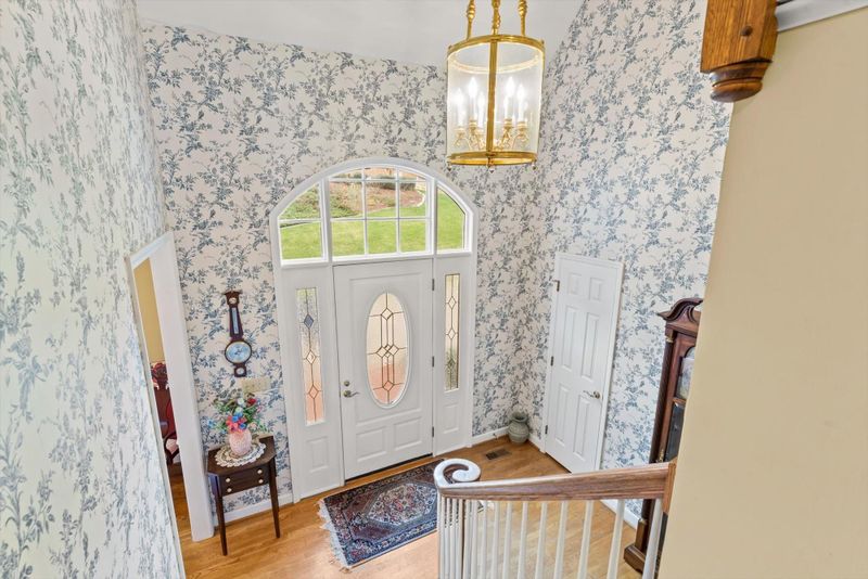 430 44th Avenue Dr NW, Hickory, NC 28601