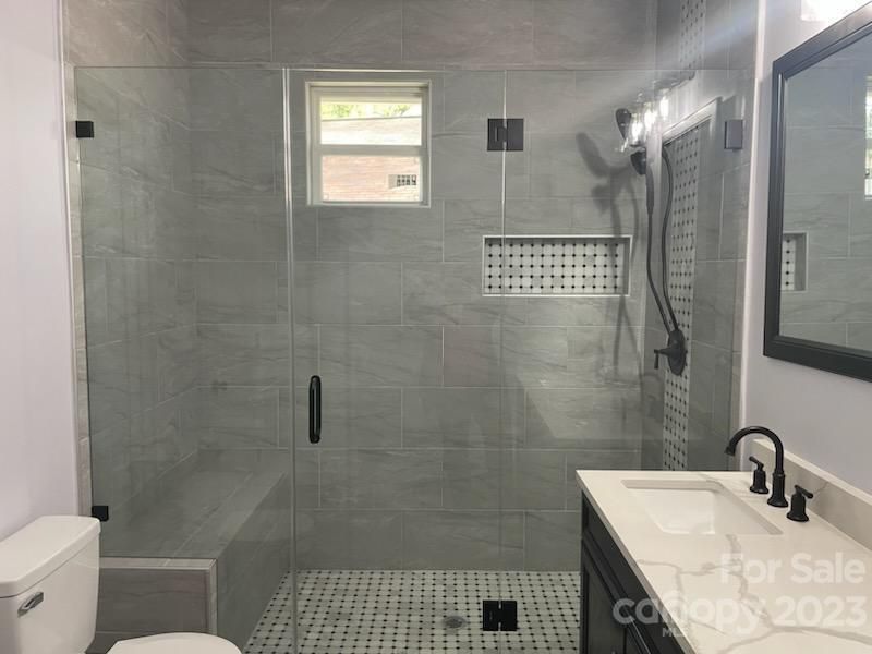 2844 Tuckaseegee Rd, Charlotte, NC 28208