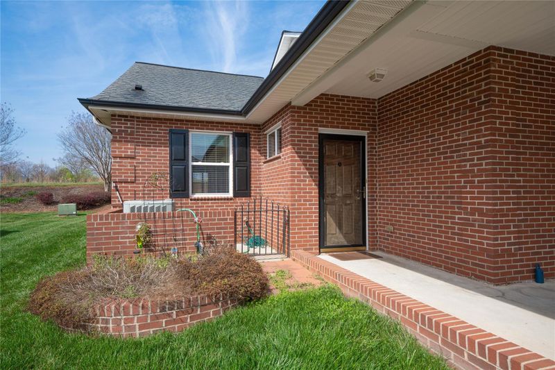 3897 Sage Ct, Denver, NC 28037