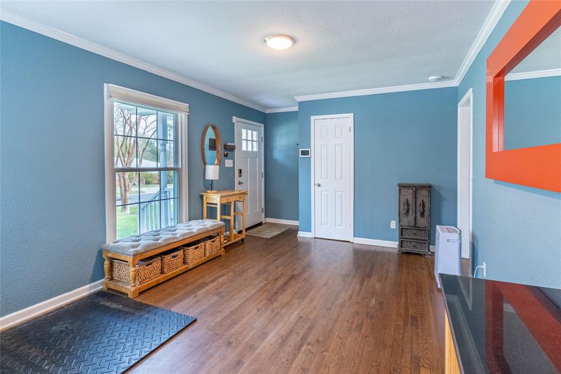 3924 Colebrook Rd, Charlotte, NC 28215