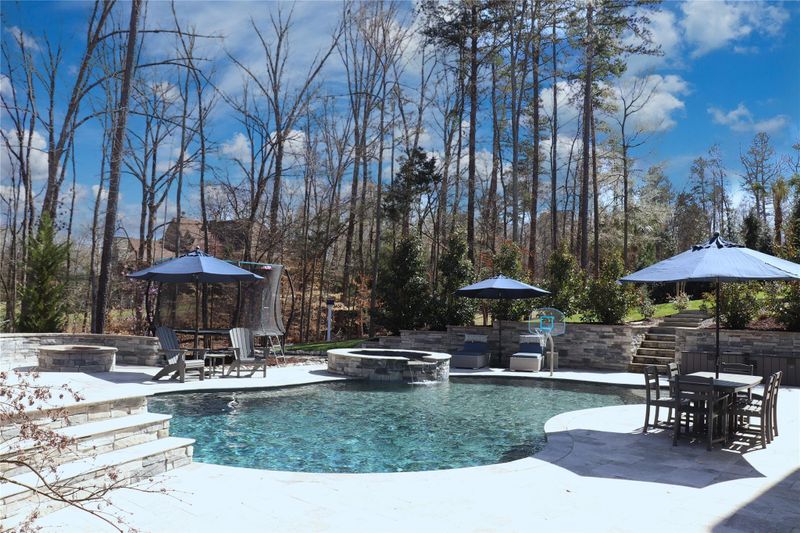 13410 Davidson Park Dr, Davidson, NC 28036