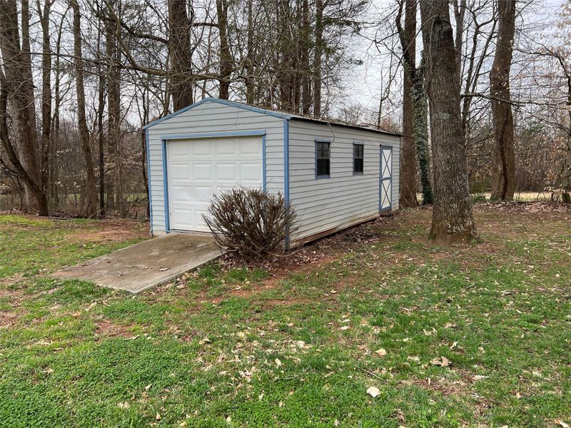 165 Harmony Blend Dr, Harmony, NC 28634