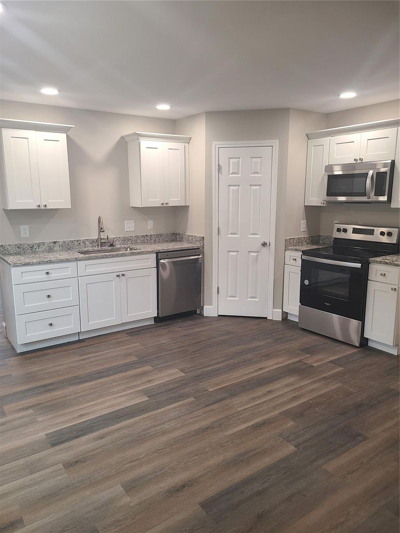 172 Hartsell School Ave, Concord, NC 28027