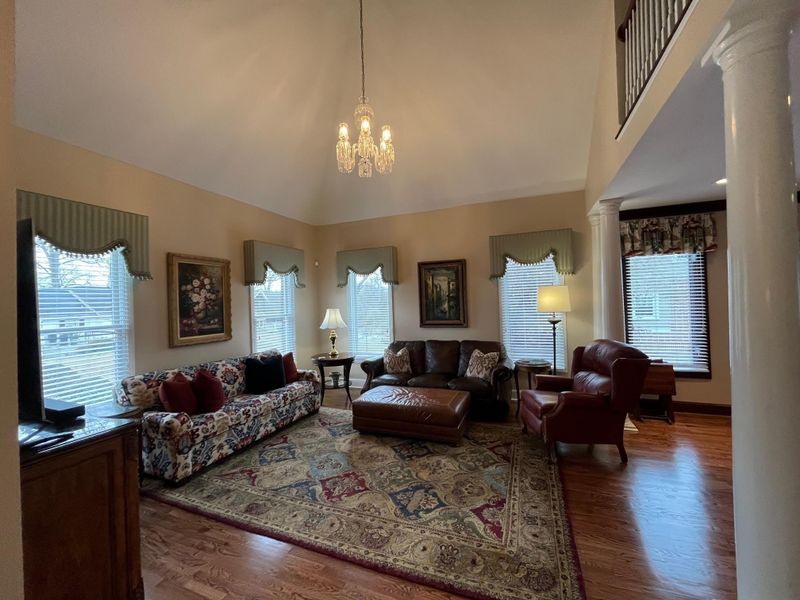 9 6th Ave NE, Hickory, NC 28601