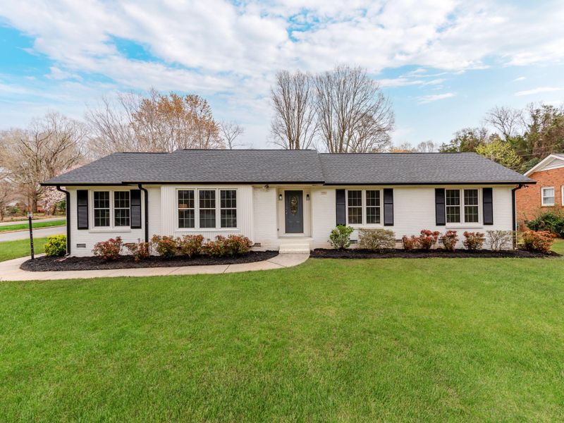 5401 Providence Rd, Charlotte, NC 28226