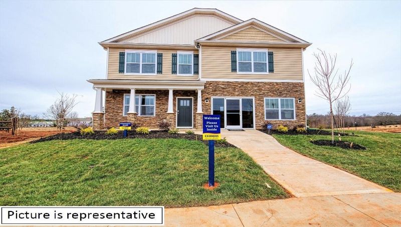 1236 Secrest Commons Dr, Monroe, NC 28112