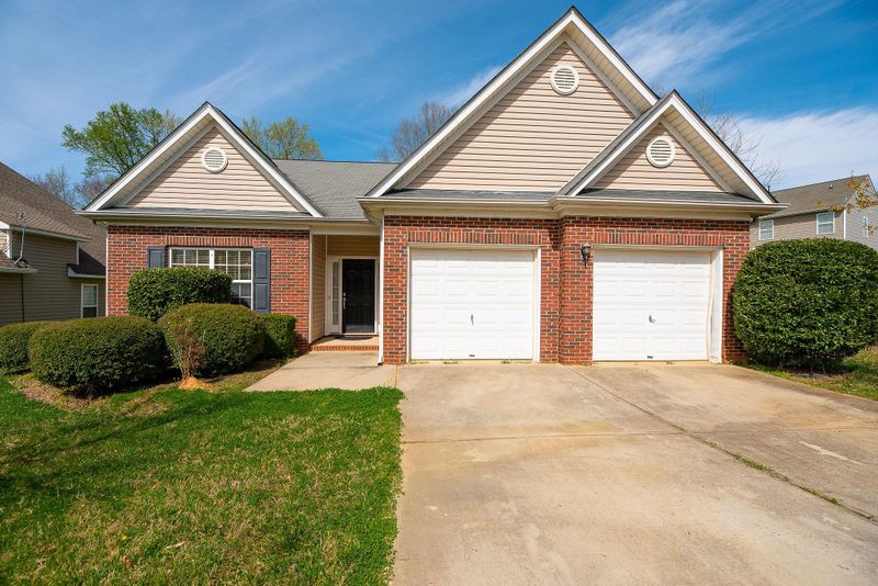 912 Wind Carved Ln, Monroe, NC 28110