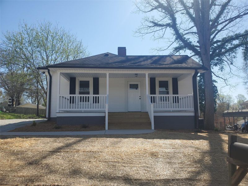 605 W 8th St, Kannapolis, NC 28081