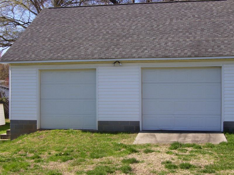 407 Chrysler St, Kannapolis, NC 28083