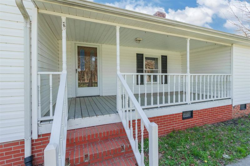 530 Cedar Grove Rd, Clover, SC 29710