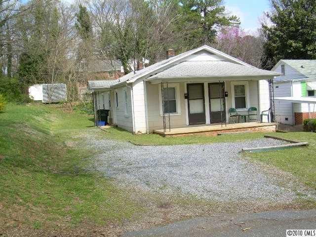 115 SE 7th Ave, Hickory, NC 28602