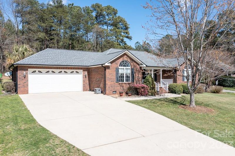 7164 Windy Oaks Dr, Denver, NC 28037