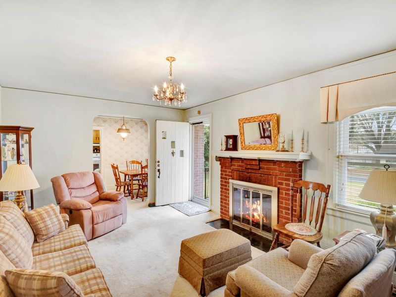 4911 Elder Ave, Charlotte, NC 28205