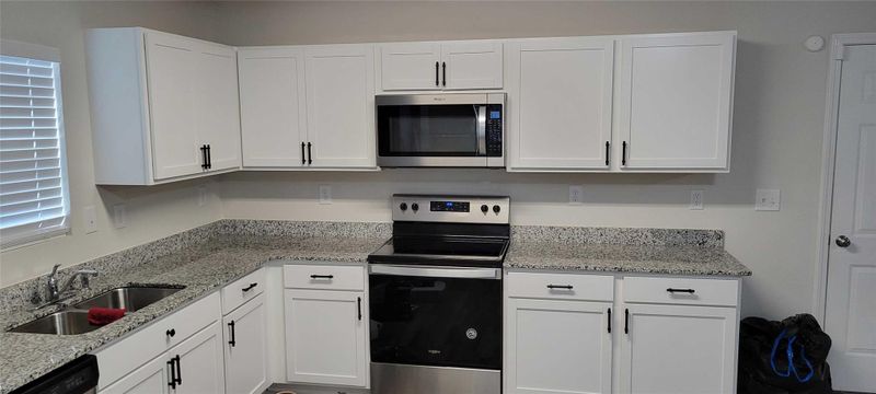 110 Mel Ln, Crouse, NC 28033