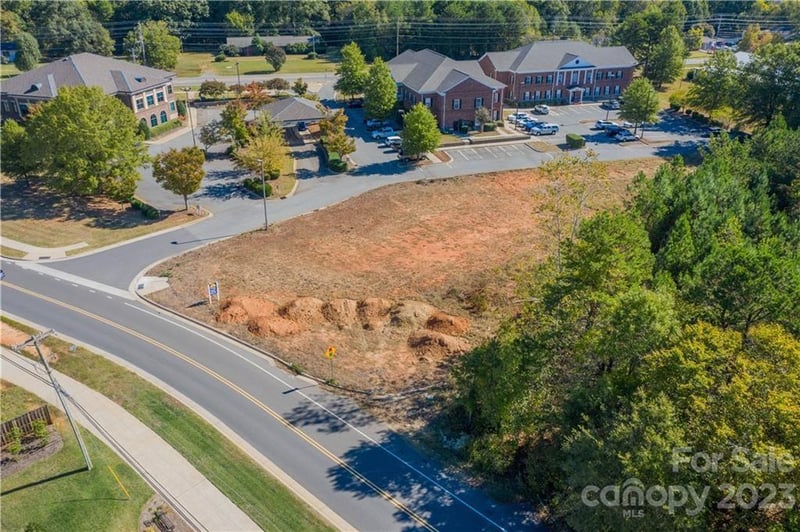 18800 Nantz Rd, Cornelius, NC 28031