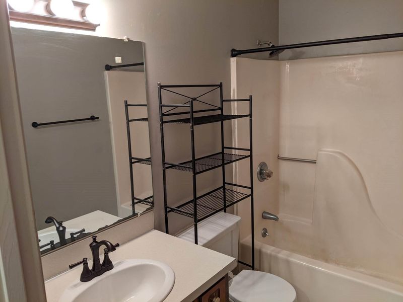 1615 Conover Blvd, Conover, NC 28613