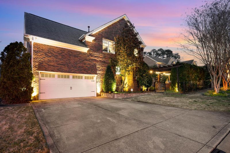17039 Winged Thistle Ct, Davidson, NC 28036