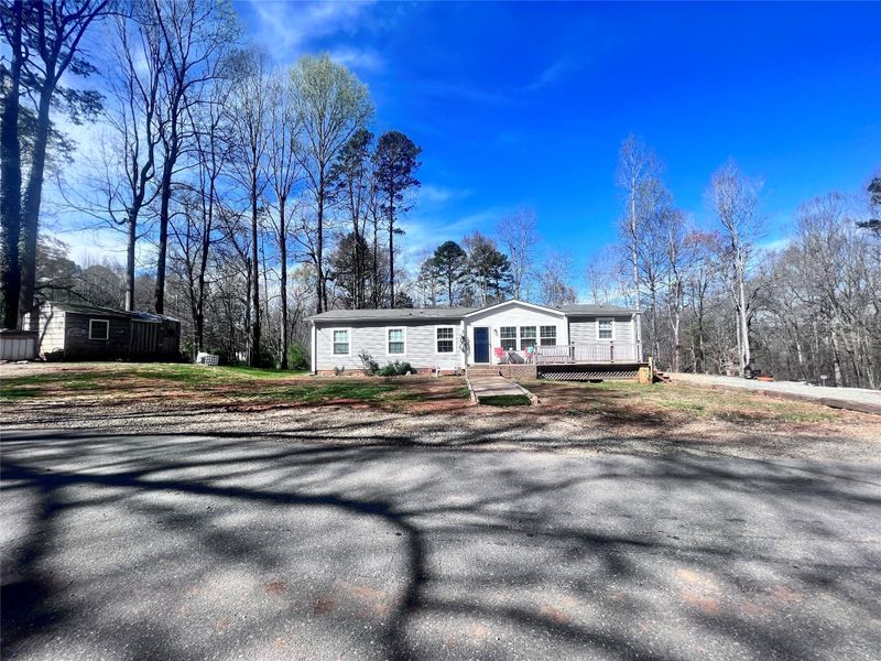 2337 Hillcrest Rd, Dallas, NC 28034
