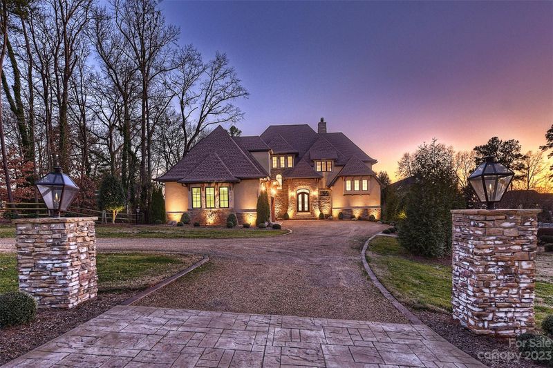 16446 Pinwhenny Rd, Cornelius, NC 28031