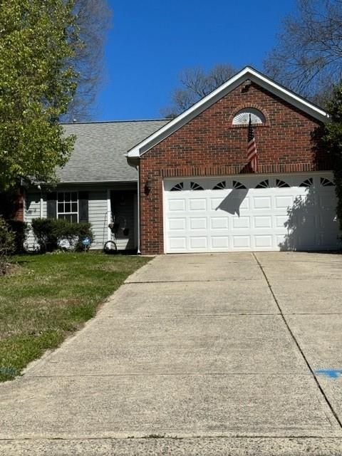 1921 Pine Mountain Rd, Charlotte, NC 28214