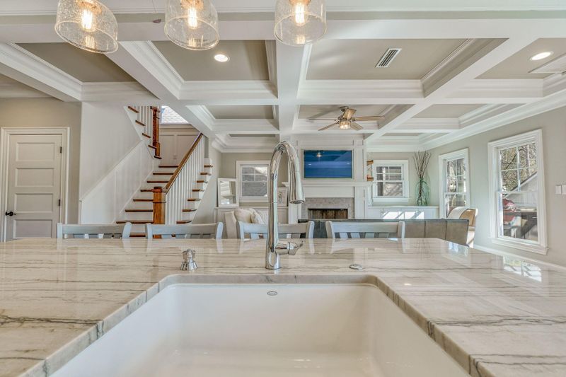 317 Plantation Pl, Charlotte, NC 28209