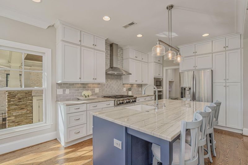 317 Plantation Pl, Charlotte, NC 28209