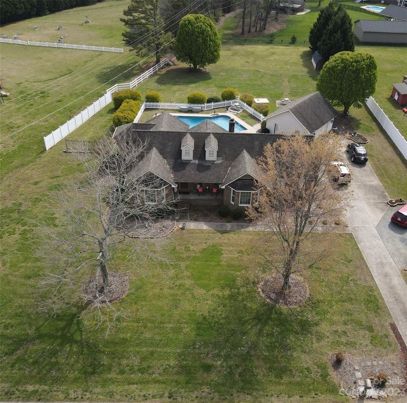 5401 Tom Query Rd, Harrisburg, NC 28075