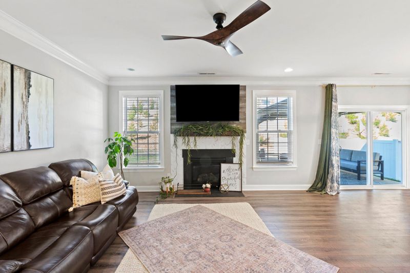 143 Longleaf Dr, Mooresville, NC 28117