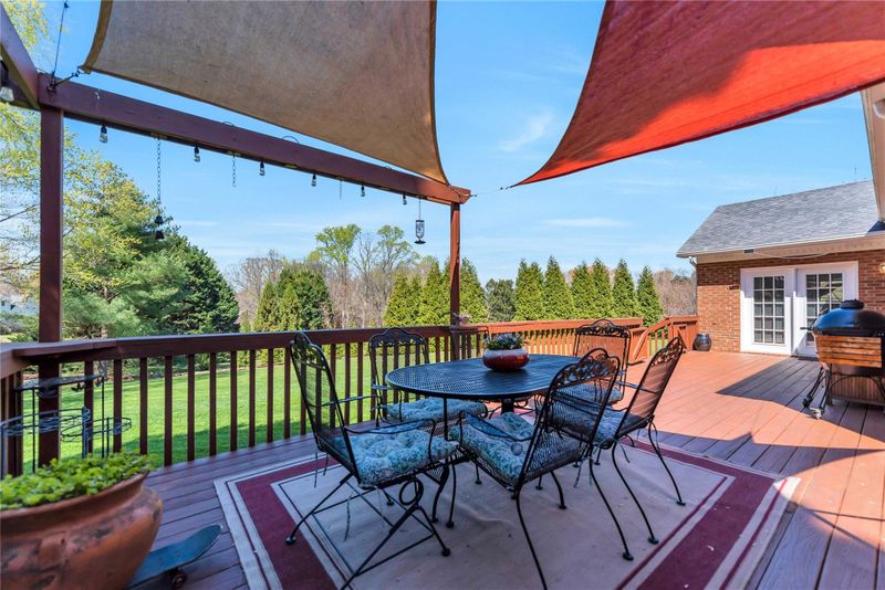 1528 Stableview Dr, Gastonia, NC 28056
