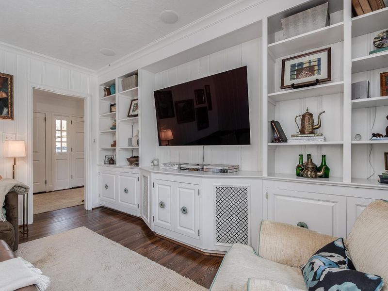 827 Hempstead Pl, Charlotte, NC 28207