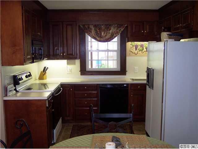 709 NW Wilmar St, Concord, NC 28025