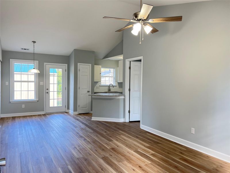 4500 Northaven Dr, Charlotte, NC 28206