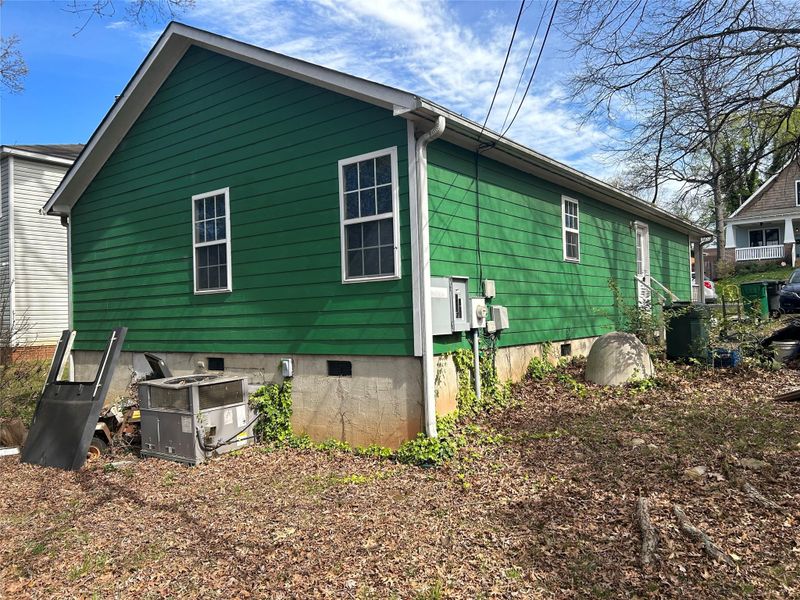 1817 Double Oaks Rd, Charlotte, NC 28206