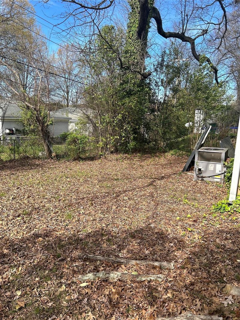 1817 Double Oaks Rd, Charlotte, NC 28206