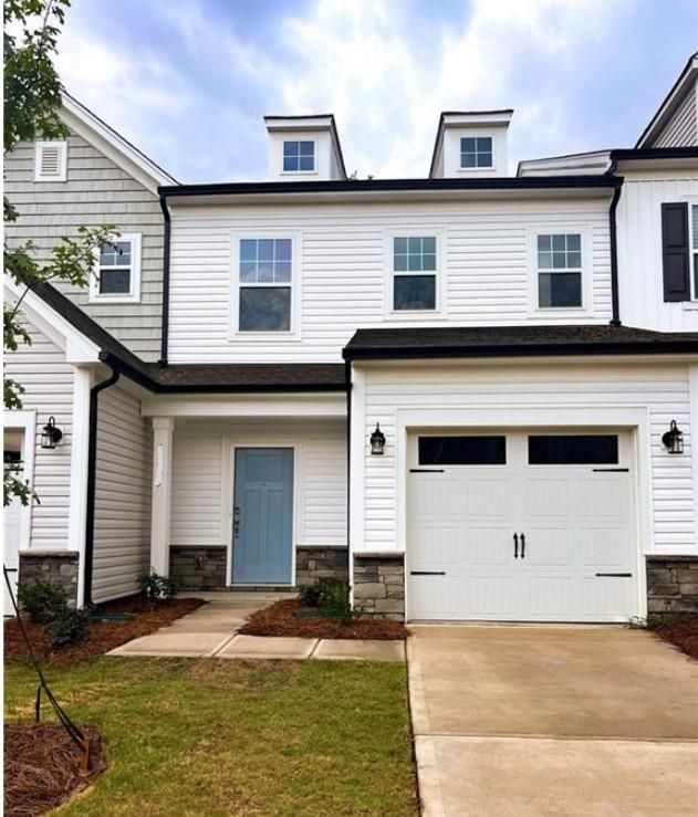 12013 Basking Dr, Charlotte, NC 28214