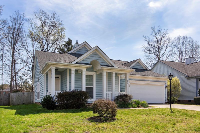 2622 Chickadee Dr, Charlotte, NC 28269