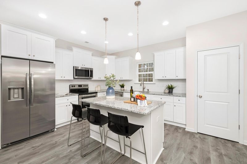 2531 Kelly Rd, Charlotte, NC 28216