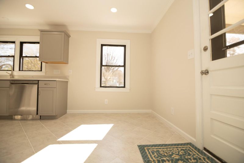 111 Forestway Dr, Mount Holly, NC 28120