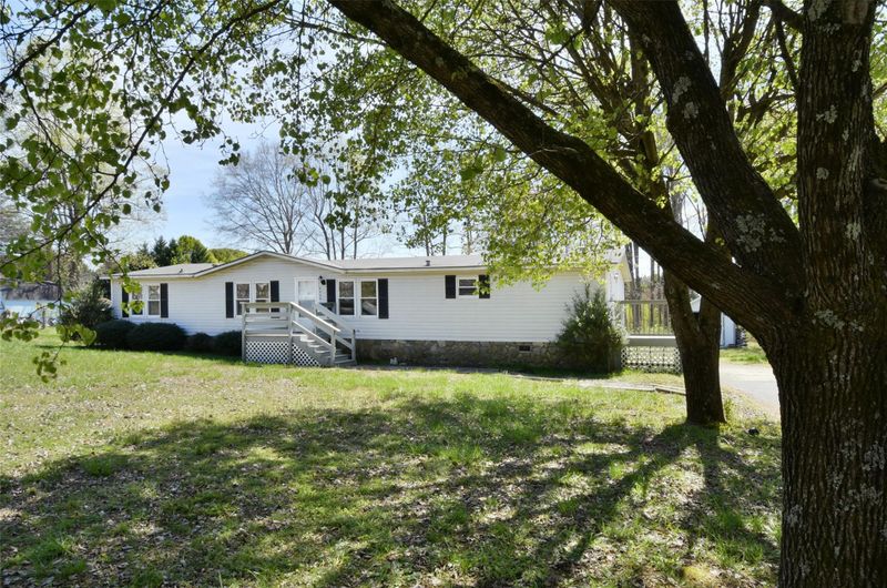 4664 Mountain View Ln, Maiden, NC 28650