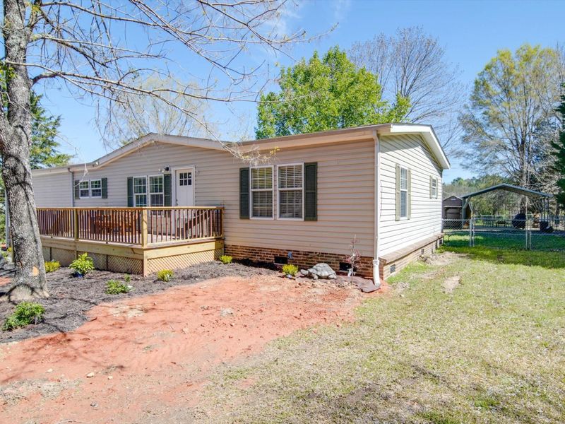 2617 Mcdaniel Rd, Chester, SC 29706