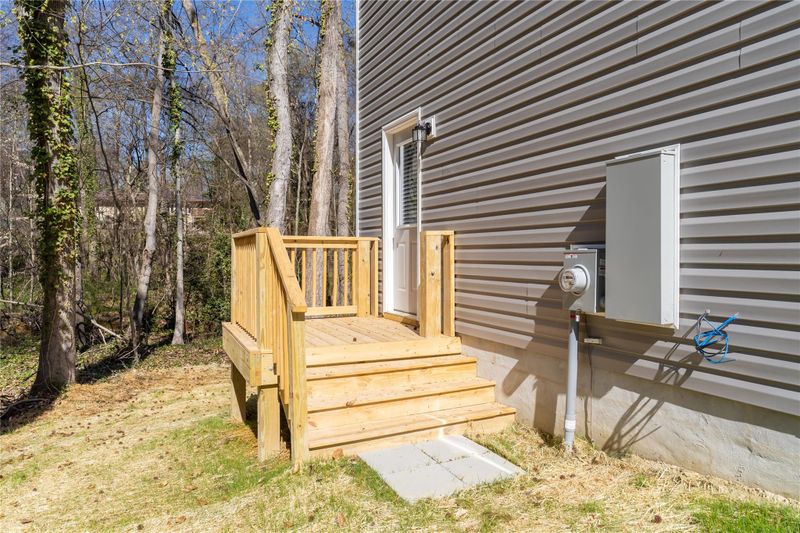 408 Waycross Dr, Charlotte, NC 28214