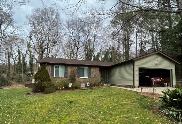 6501 Rollingridge Dr, Charlotte, NC 28211